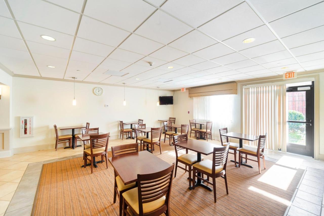 Ramada By Wyndham Jackson Ms Exterior foto