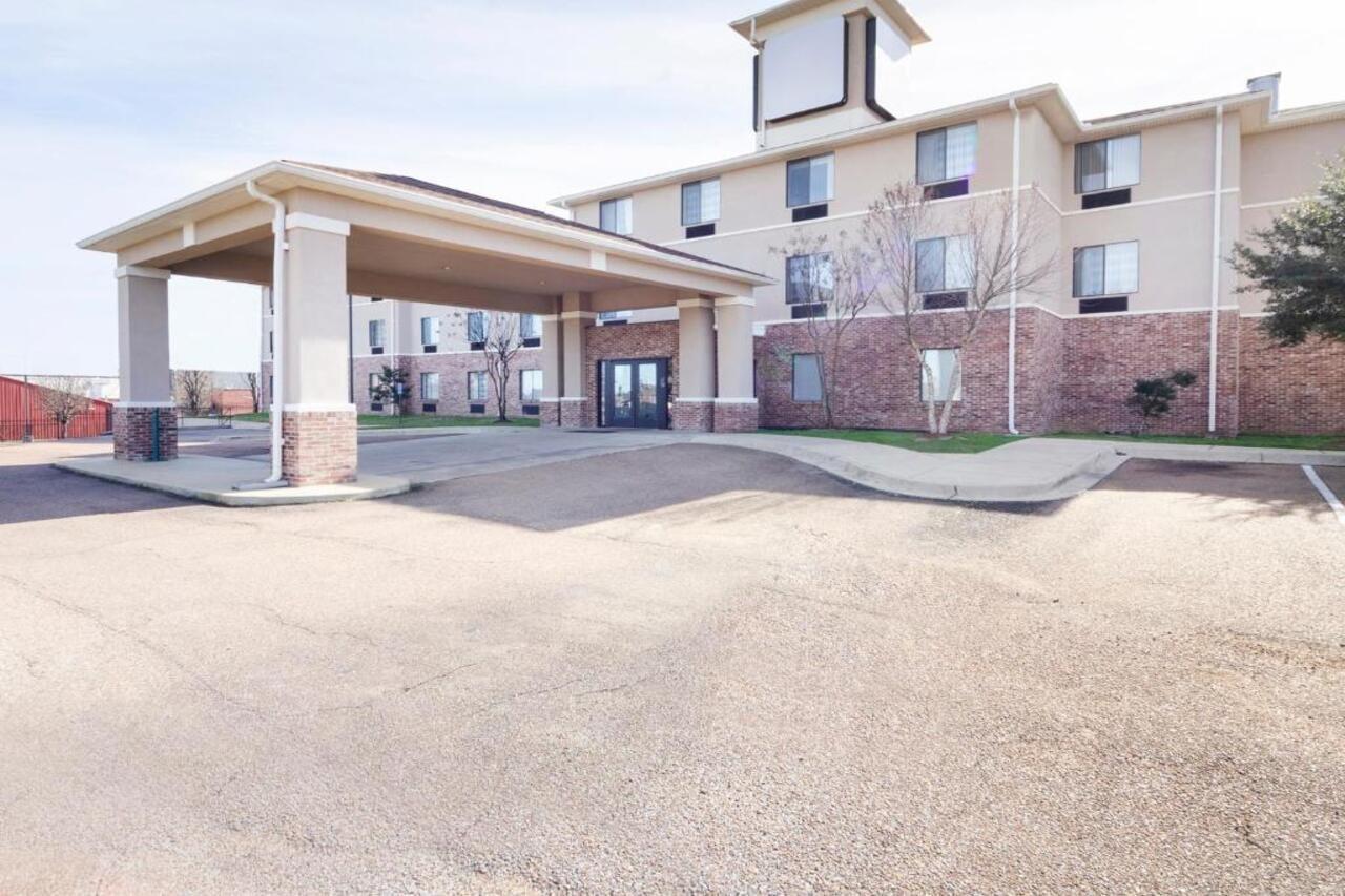 Ramada By Wyndham Jackson Ms Exterior foto