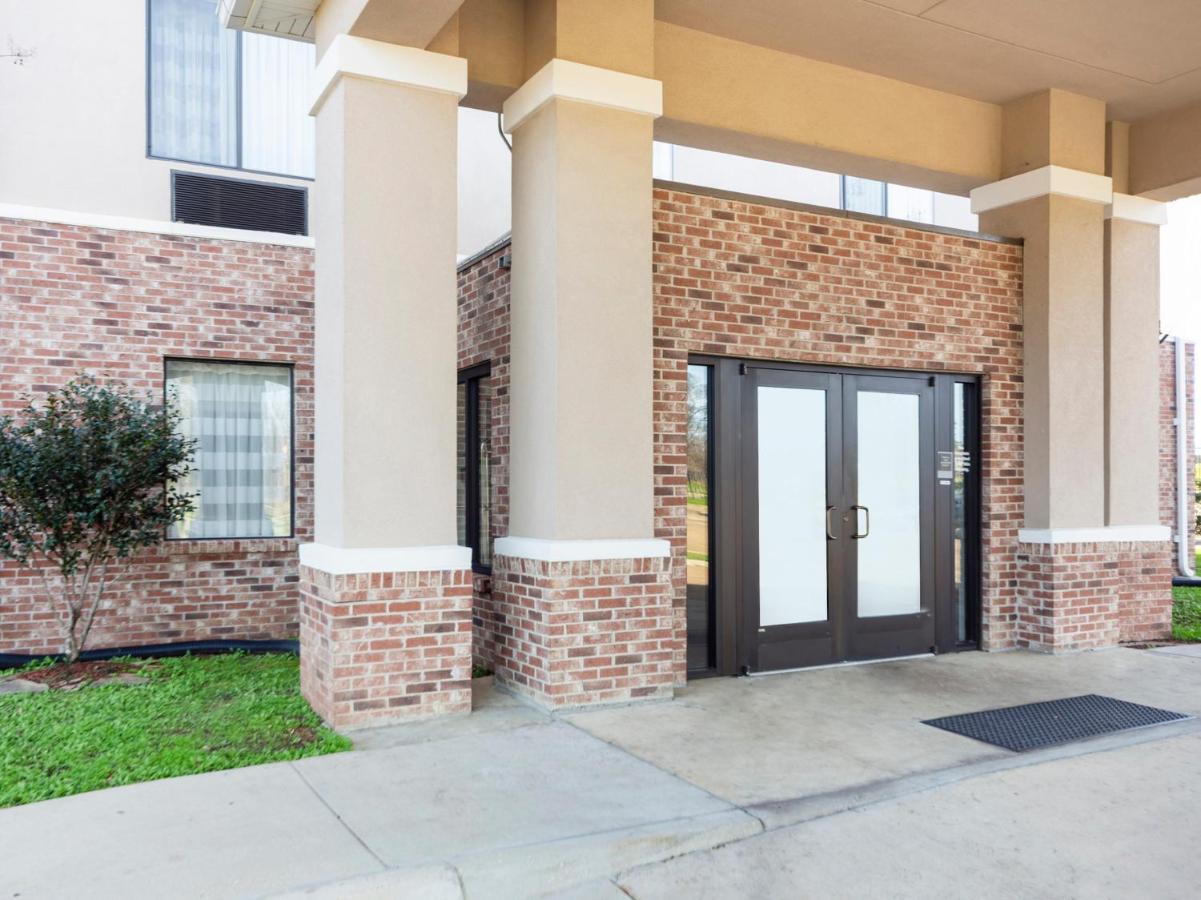 Ramada By Wyndham Jackson Ms Exterior foto
